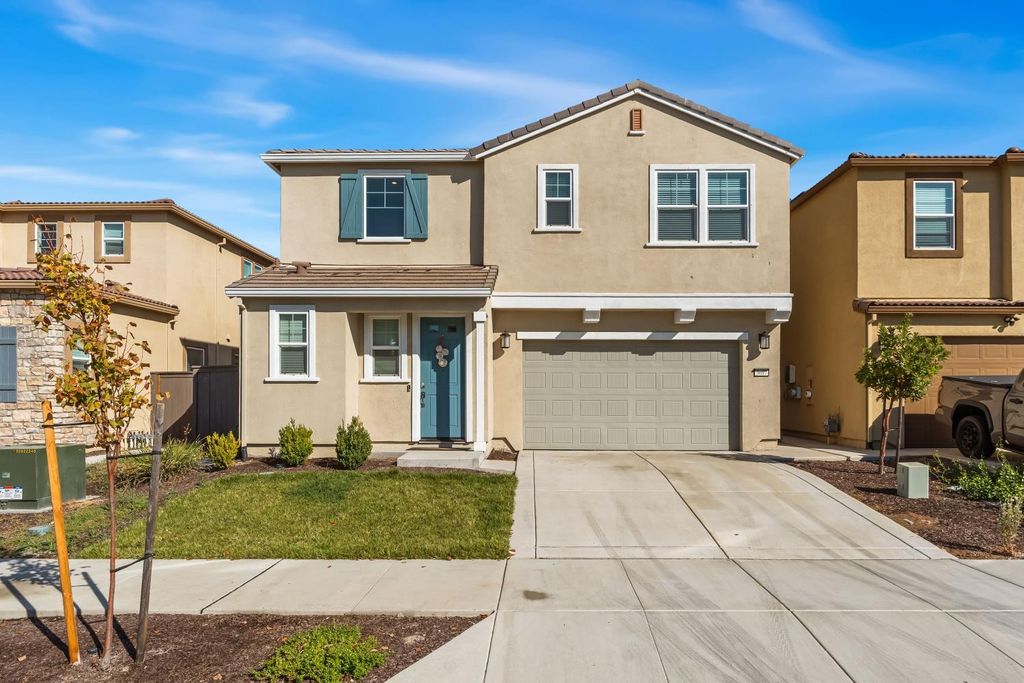 3607 Yellow Leaf Ave, Sacramento, CA 95835