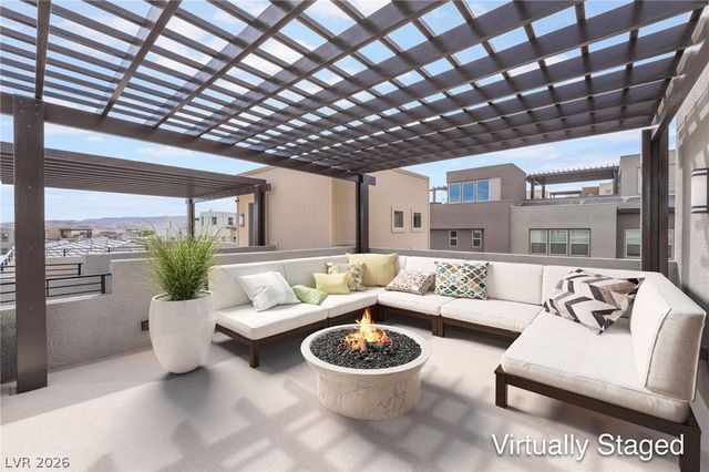 667 Grey Saker Street, Las Vegas, NV 89138