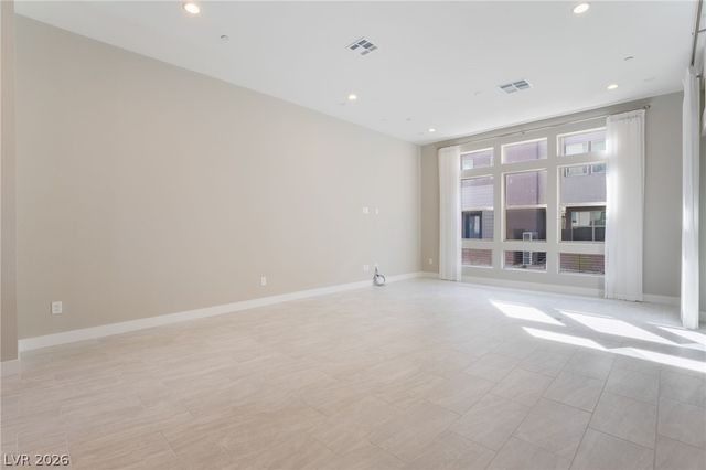 667 Grey Saker Street, Las Vegas, NV 89138