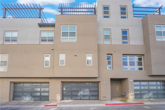 667 Grey Saker Street, Las Vegas, NV 89138