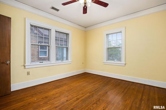 1321 N ELLIS Street, Peoria, IL 61606