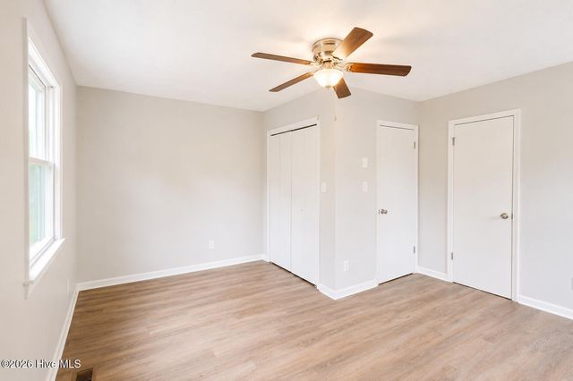 163 E Hudson Lane, Fayetteville, NC 28306