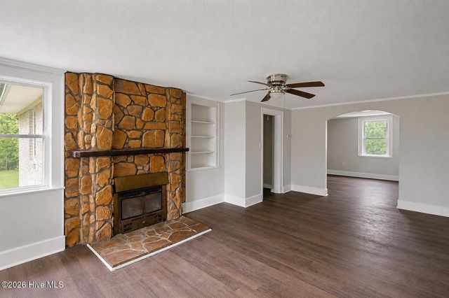 163 E Hudson Lane, Fayetteville, NC 28306