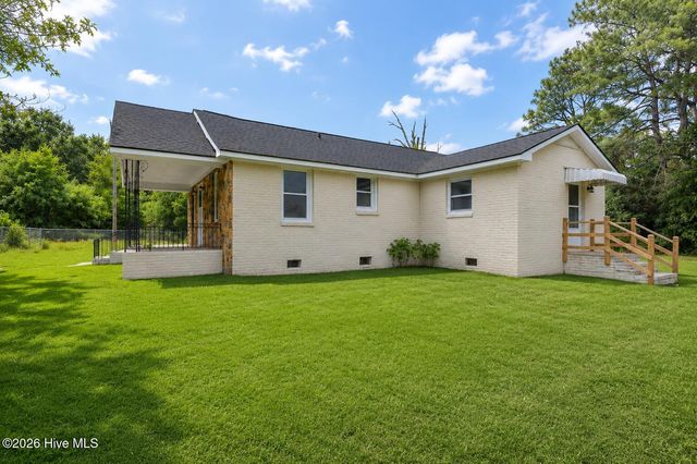163 E Hudson Lane, Fayetteville, NC 28306