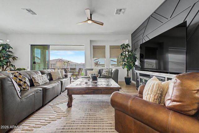 3966 W ANTELOPE Way, San Tan Valley, AZ 85144