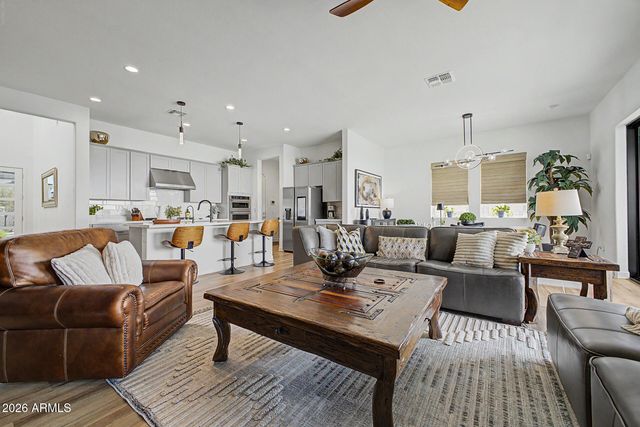 3966 W ANTELOPE Way, San Tan Valley, AZ 85144