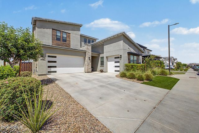 3966 W ANTELOPE Way, San Tan Valley, AZ 85144