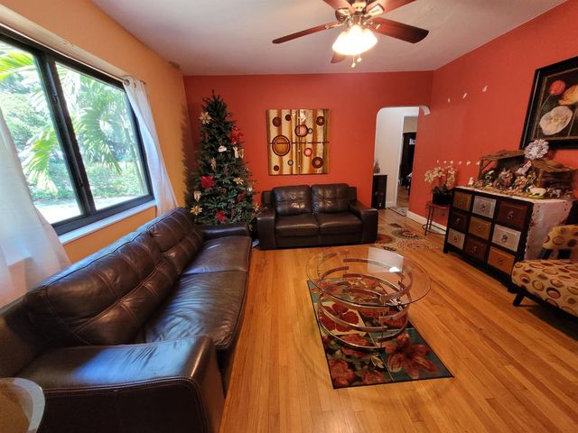 1060 NE 122nd Street, North Miami, FL 33161