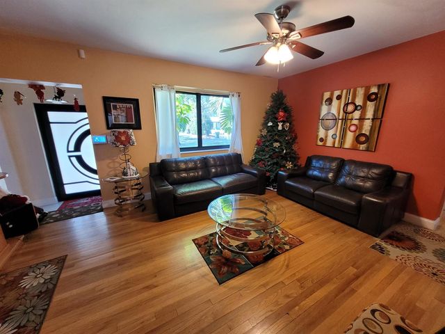 1060 NE 122nd Street, North Miami, FL 33161