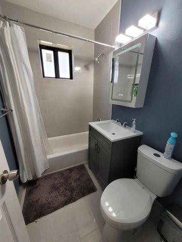 1060 NE 122nd Street, North Miami, FL 33161