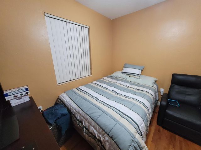 1060 NE 122nd Street, North Miami, FL 33161