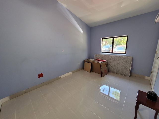 1060 NE 122nd Street, North Miami, FL 33161