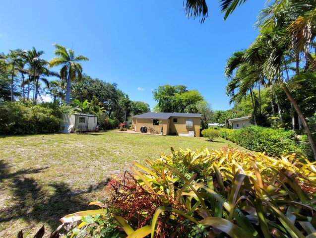 1060 NE 122nd Street, North Miami, FL 33161