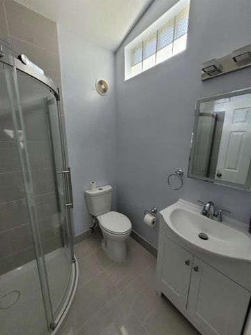 1060 NE 122nd Street, North Miami, FL 33161