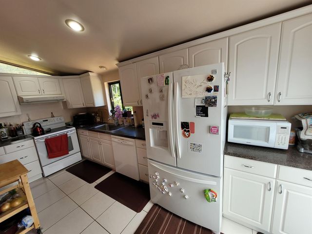1060 NE 122nd Street, North Miami, FL 33161