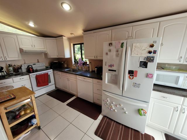 1060 NE 122nd Street, North Miami, FL 33161