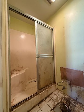 7438 Hickman Street, Mt Healthy, OH 45231