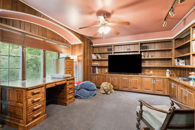 2522 Sunset Boulevard, Cedar Falls, IA 50613