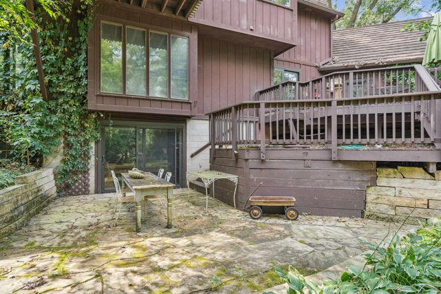 2522 Sunset Boulevard, Cedar Falls, IA 50613