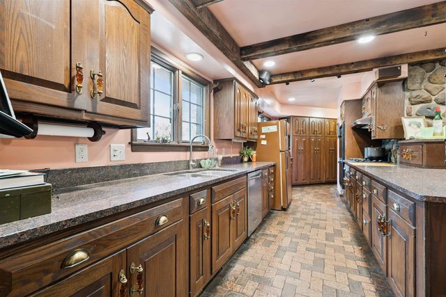 2522 Sunset Boulevard, Cedar Falls, IA 50613