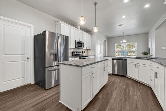 12371 N Chestnut Hills Drive, Conroe, TX 77303