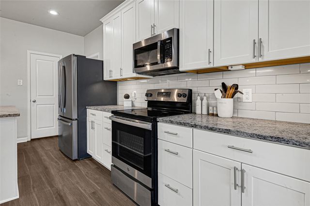 12371 N Chestnut Hills Drive, Conroe, TX 77303