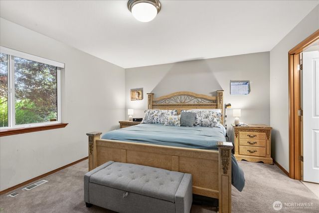 5725 121st Place NE, Marysville, WA 98271