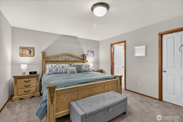 5725 121st Place NE, Marysville, WA 98271