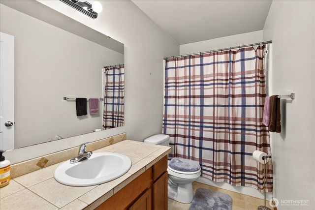 5725 121st Place NE, Marysville, WA 98271