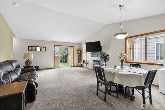 5725 121st Place NE, Marysville, WA 98271