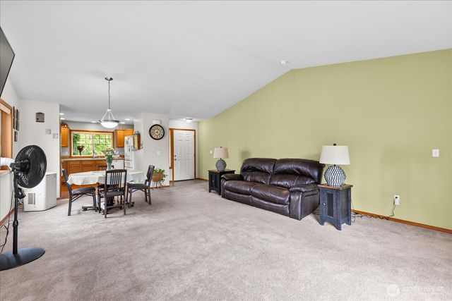 5725 121st Place NE, Marysville, WA 98271