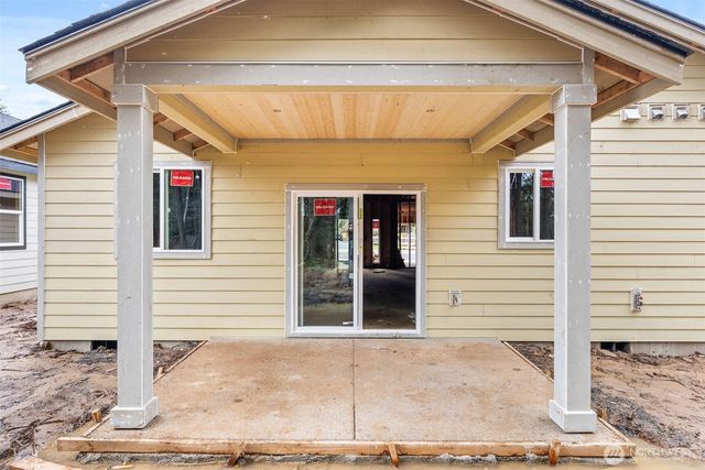 210 Shannon Lewis Lane, Winlock, WA 98596