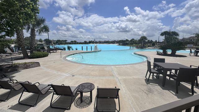 15746 Harding Bend Drive, Humble, TX 77346