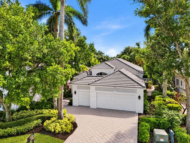 16106 Villa Vizcaya Place, Delray Beach, FL 33446