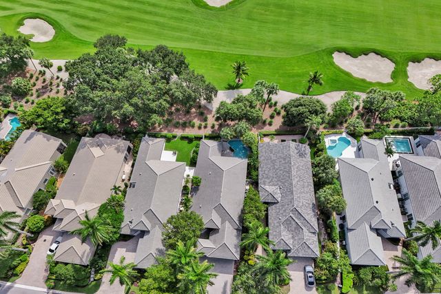 16106 Villa Vizcaya Place, Delray Beach, FL 33446