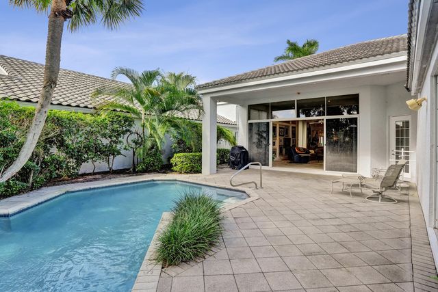 16106 Villa Vizcaya Place, Delray Beach, FL 33446