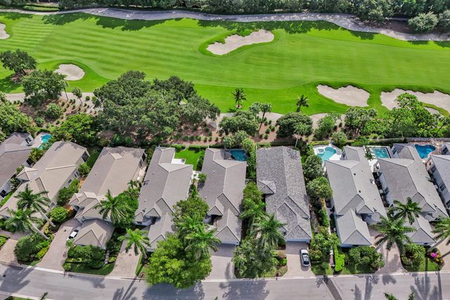 16106 Villa Vizcaya Place, Delray Beach, FL 33446