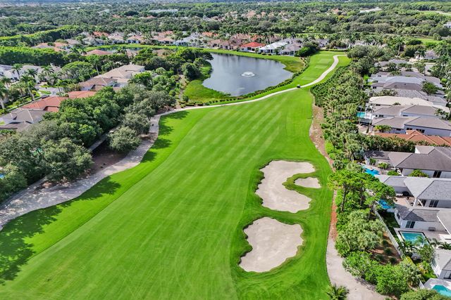 16106 Villa Vizcaya Place, Delray Beach, FL 33446