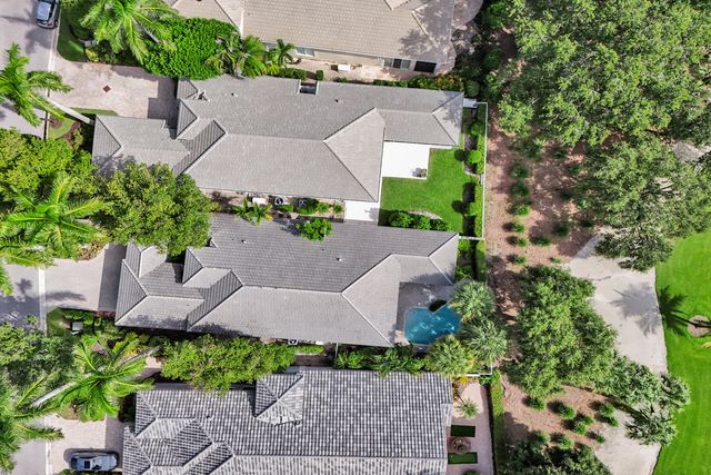 16106 Villa Vizcaya Place, Delray Beach, FL 33446