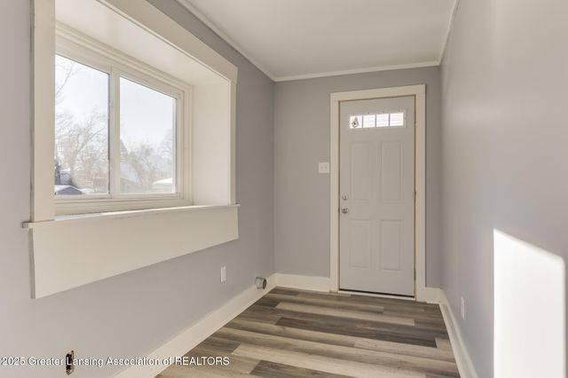 222 S Clemens Avenue, Lansing, MI 48912