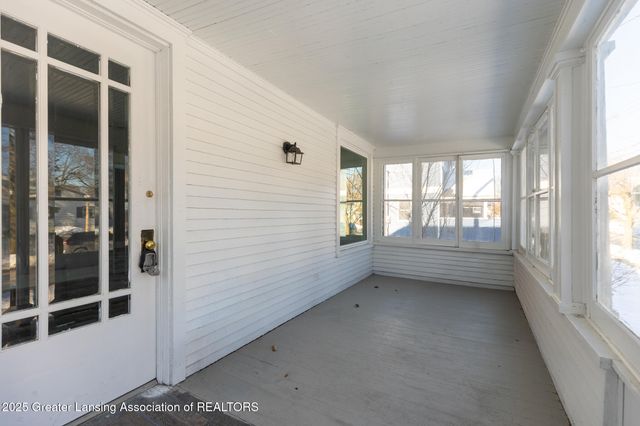 222 S Clemens Avenue, Lansing, MI 48912