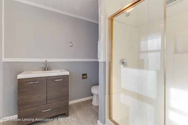 222 S Clemens Avenue, Lansing, MI 48912