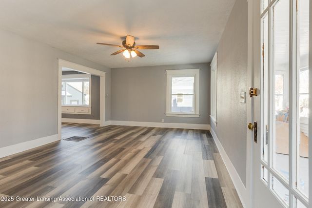 222 S Clemens Avenue, Lansing, MI 48912