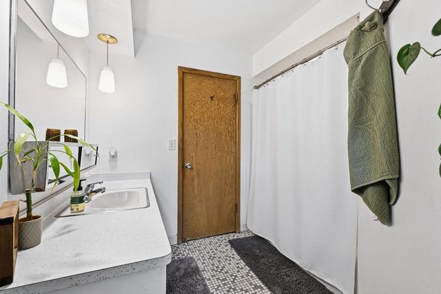 3845 N 100th STREET, Wauwatosa, WI 53222