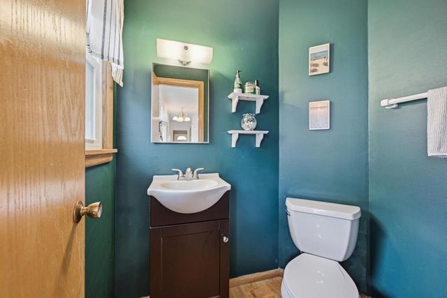 3845 N 100th STREET, Wauwatosa, WI 53222