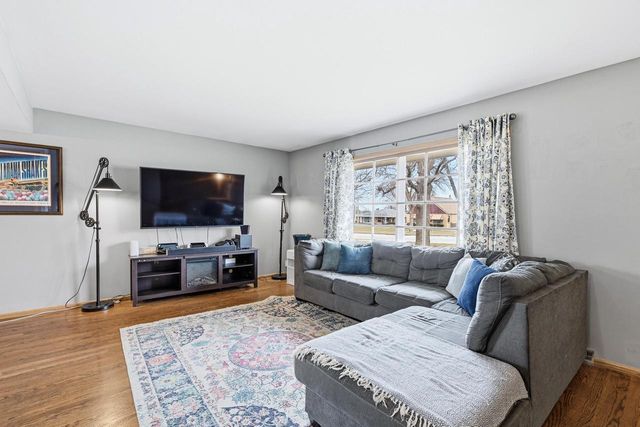 3845 N 100th STREET, Wauwatosa, WI 53222