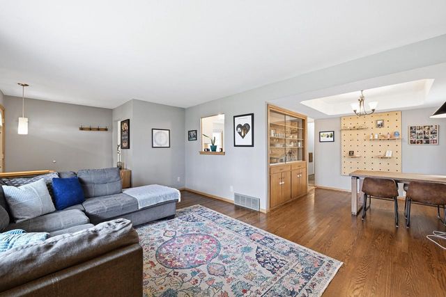 3845 N 100th STREET, Wauwatosa, WI 53222