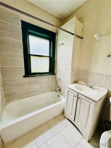 351 Moselle Street, Buffalo, NY 14211