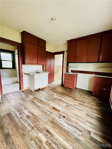 351 Moselle Street, Buffalo, NY 14211