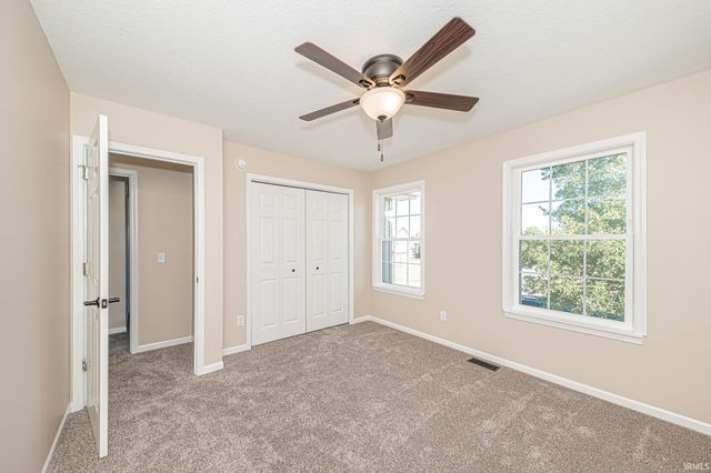 10832 Deep Creek Court, Fort Wayne, IN 46804